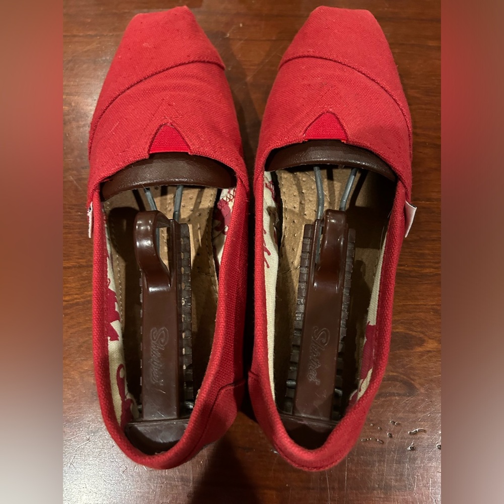 TOMS Classic Canvas Slip-on Shoes
